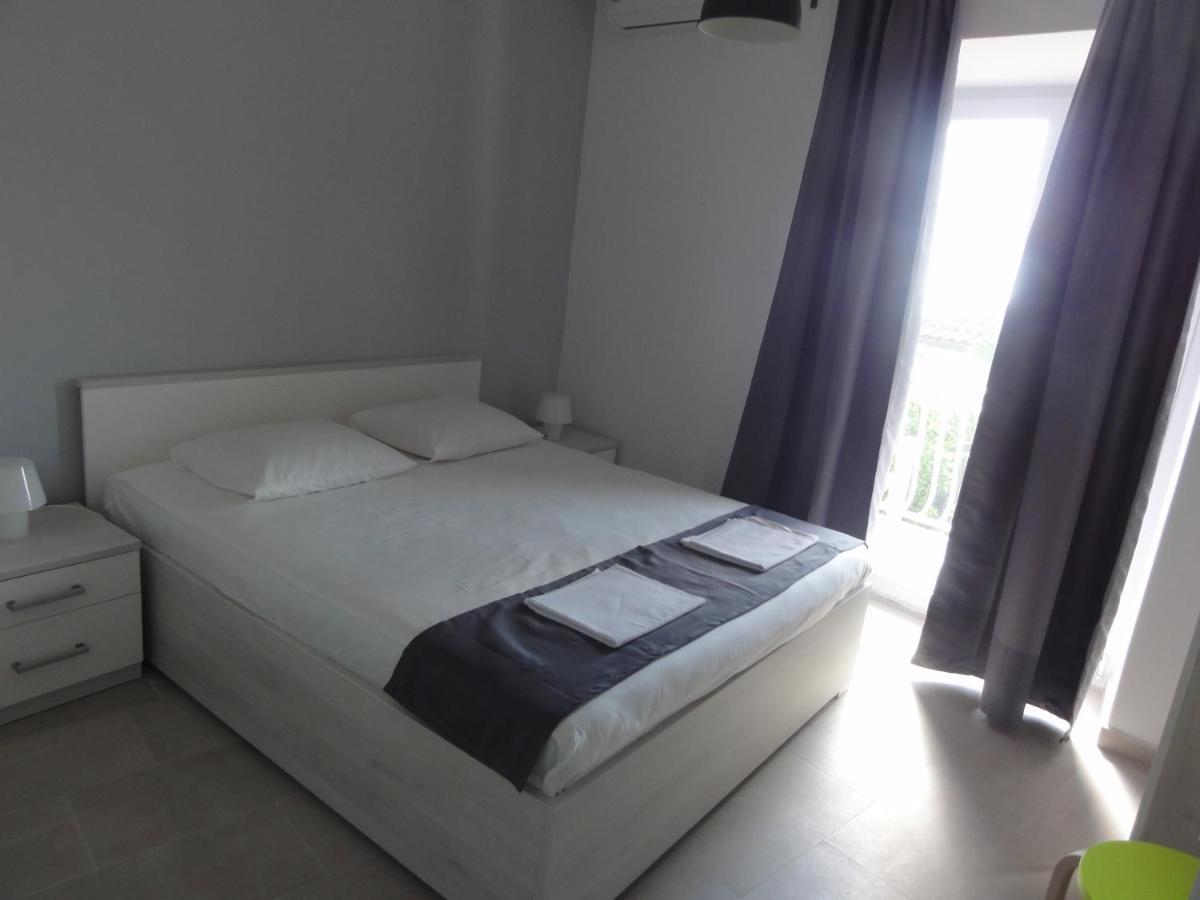 Apartmani Lara Gradac  Exterior foto