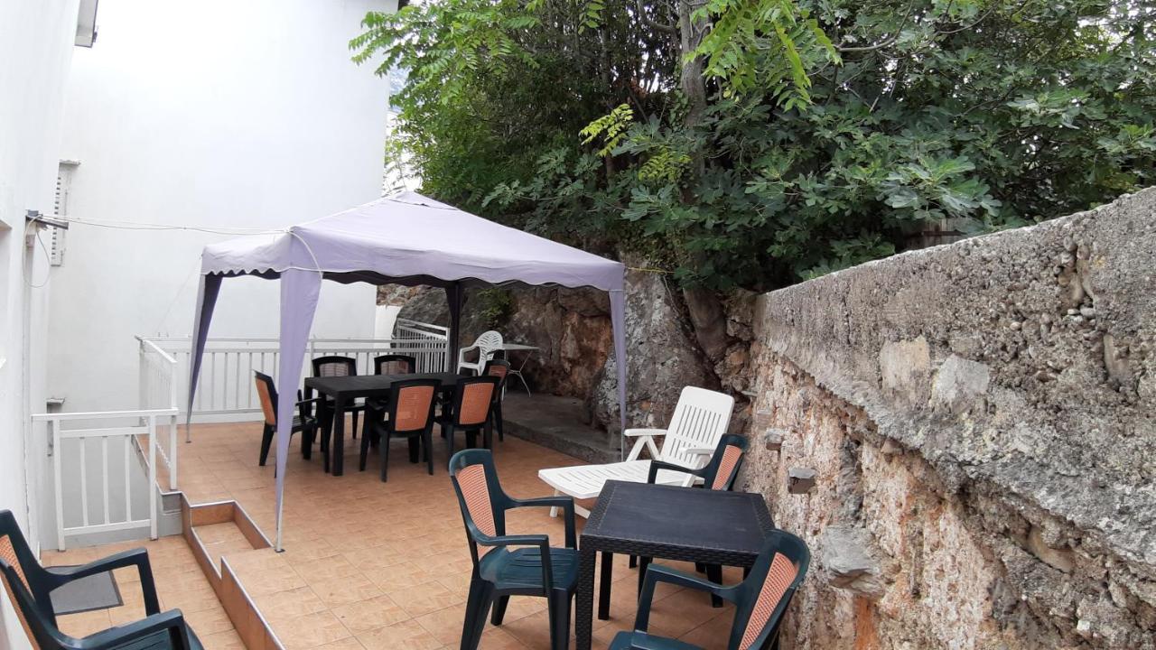 Apartmani Lara Gradac  Exterior foto